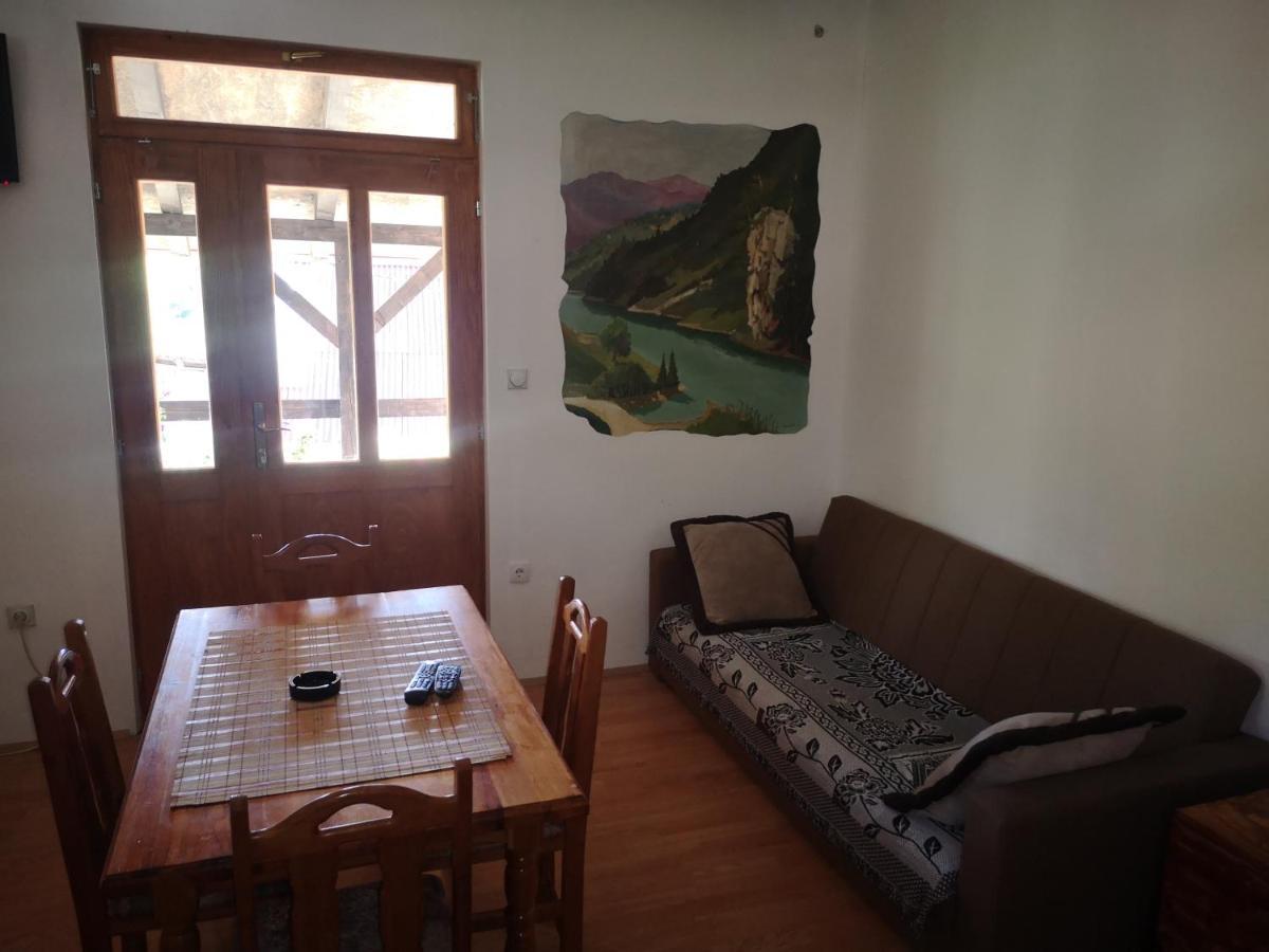 Apartament Vikendica Kod Brice Jevtici Zewnętrze zdjęcie